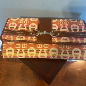 Etienne Aiger convertible clutch/cross bag